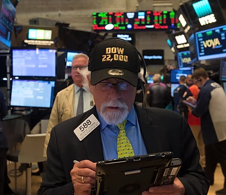 SCHD investors sit on a $216,000 gap no statement shows