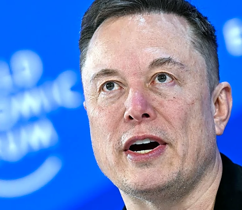 SpaceX just won something that gives its investors hope