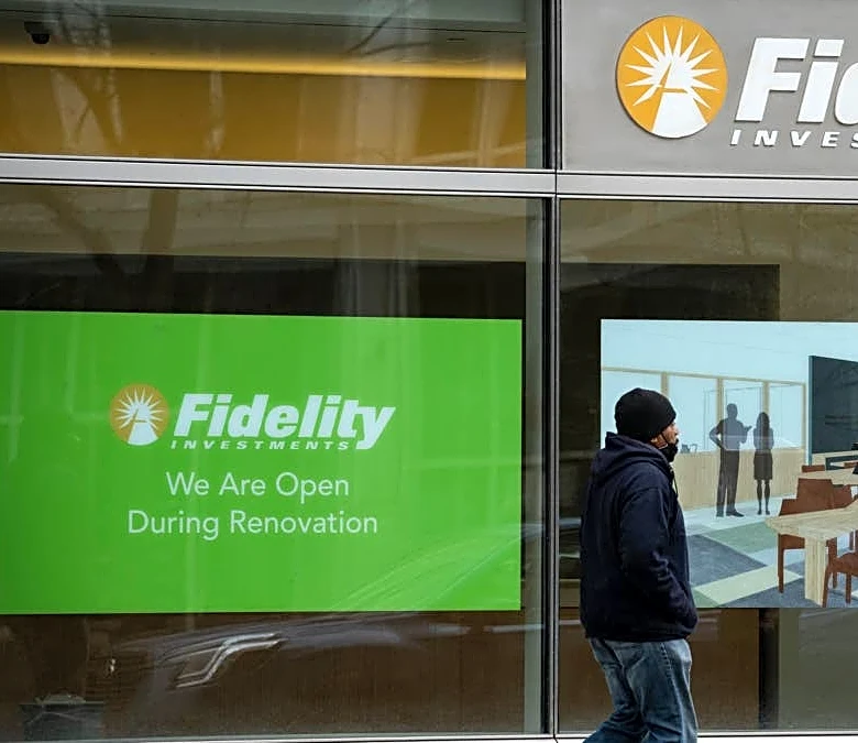 Fidelity's 401(k) record sets a bar many savers can't hit