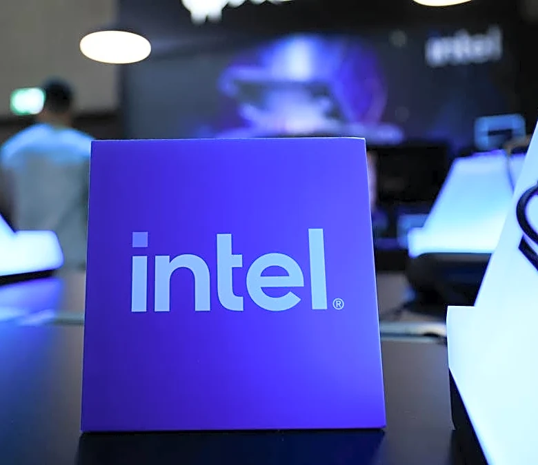 Top analyst sets outrageous Intel stock target ahead of earnings