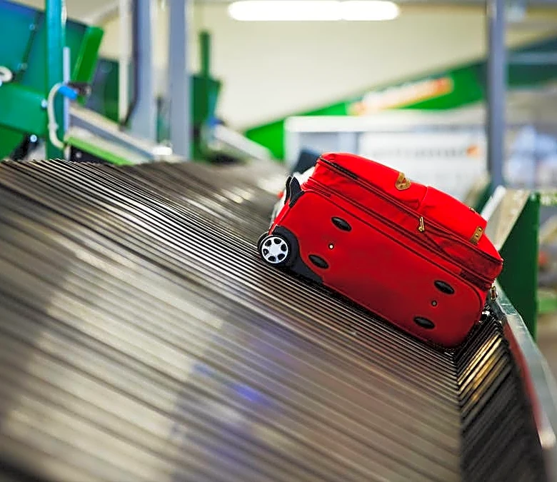 Popular luggage brand closing after 22 years, final day set