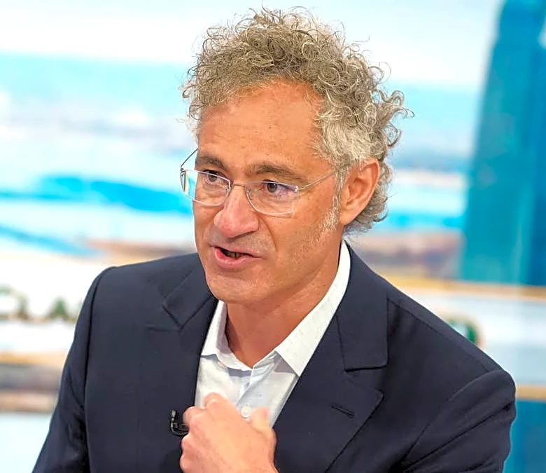 Palantir's latest AI move reveals a much bigger ambition