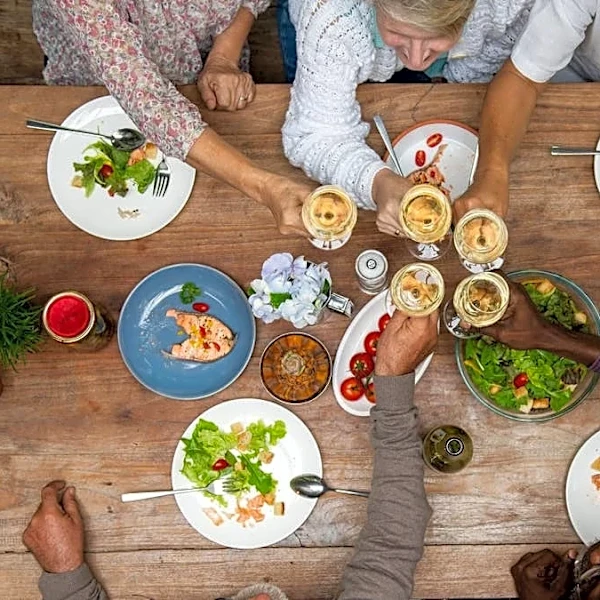 Breaking News: Health food chain files Chapter 11, closes 12 restaurants