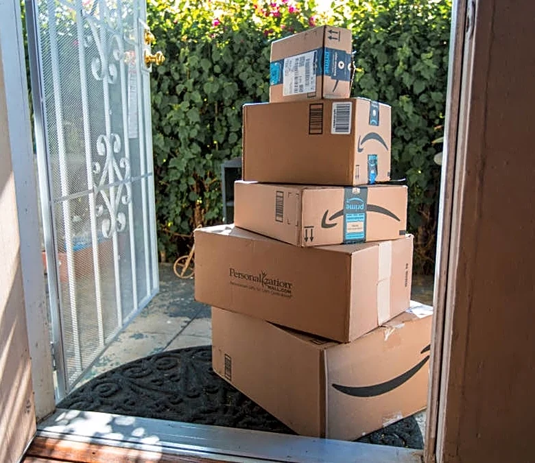 Amazon’s $48 5-tier corner shelf has color-changing LED lights on every row