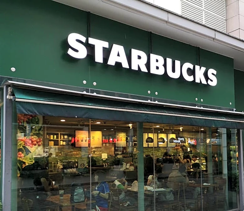 Starbucks could acquire Chipotle in blockbuster restaurant deal