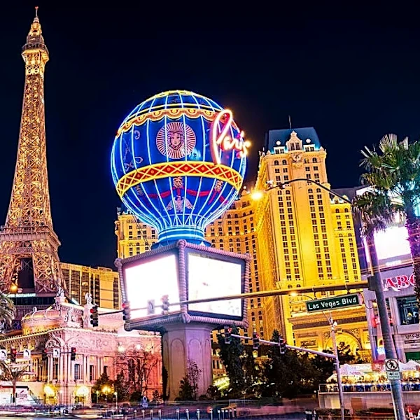 Those who stand still on the Las Vegas Strip can be hit with $1,000 fine