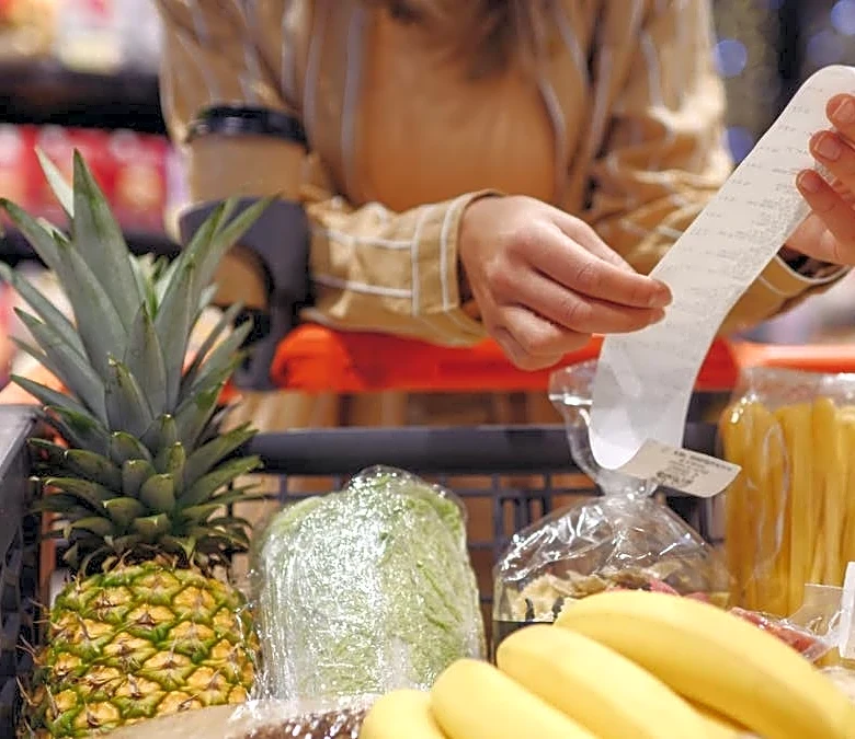 Grocery Cart Price Check: How Publix, Walmart, and Aldi compare