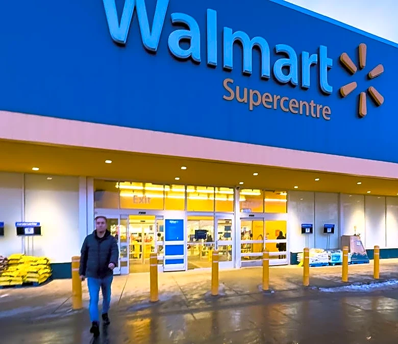 Walmart's billion-dollar robot push runs into trouble