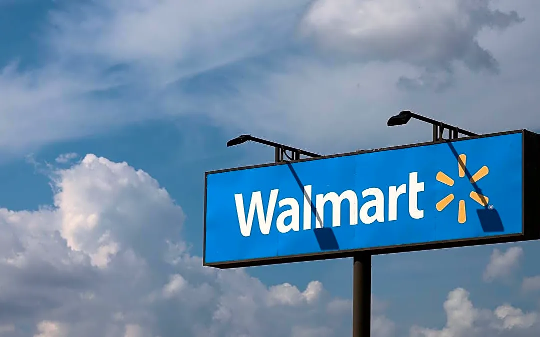 Walmart has waterproof fur-lined snow boots for only $25 that come in 3 colors