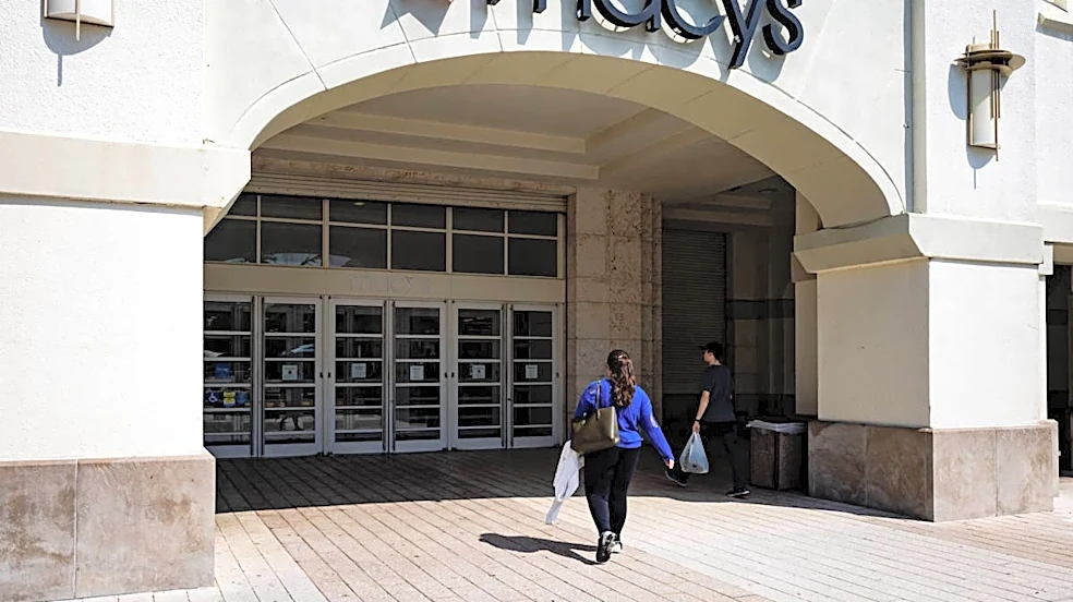 Macy's is selling a $100 8-piece comforter set with sheets for $33