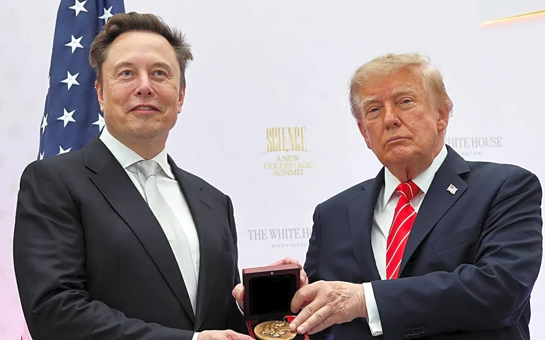 Elon Musk wants every American kid to own a SpaceX share