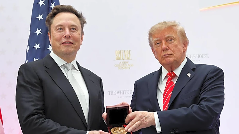 Elon Musk wants every American kid to own a SpaceX share