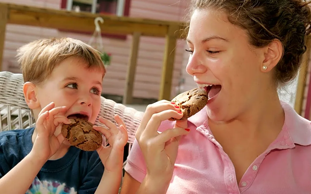 Crumbl introduces $1.99 combo; its franchises are in trouble