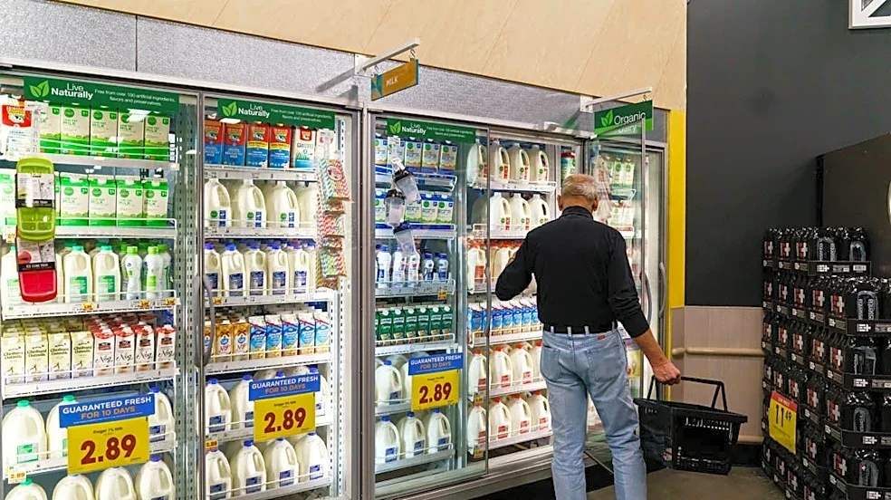 Kroger plans $5 billion move to win customers amid struggles