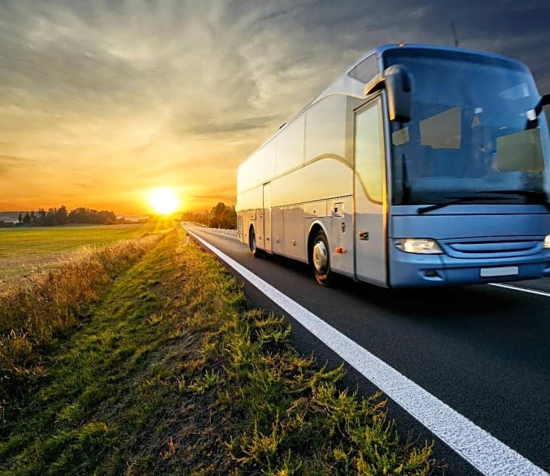 Knoxville Tours abruptly cancels trips, strands passengers struggling to get refunds