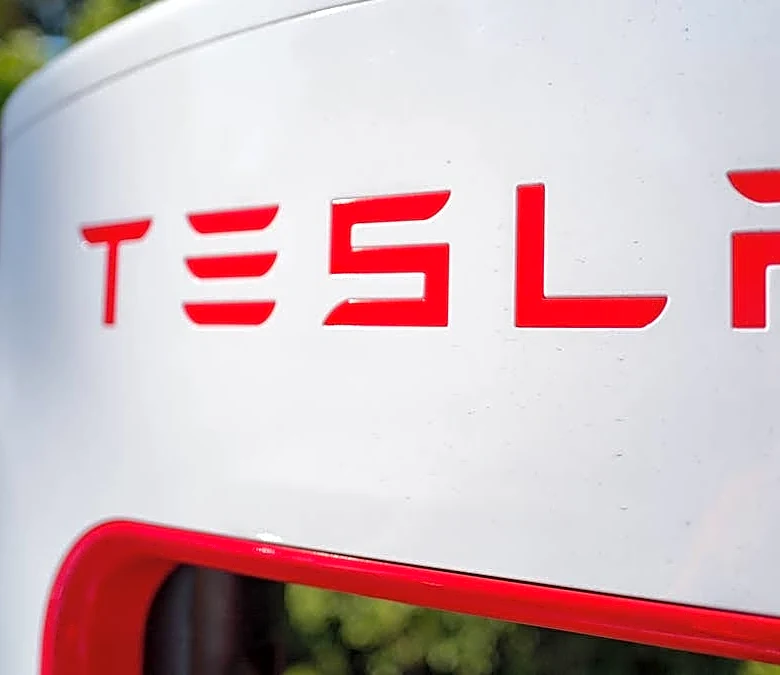 Tesla stock sellers should pump their brakes, 5-star analyst says