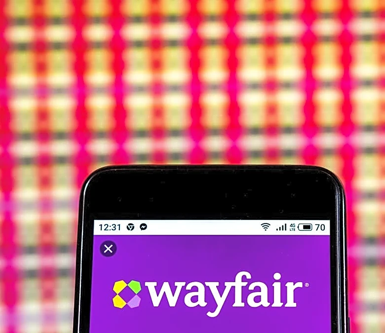 Wayfair is selling a $410 area rug that's 'easy to clean' for 61% off