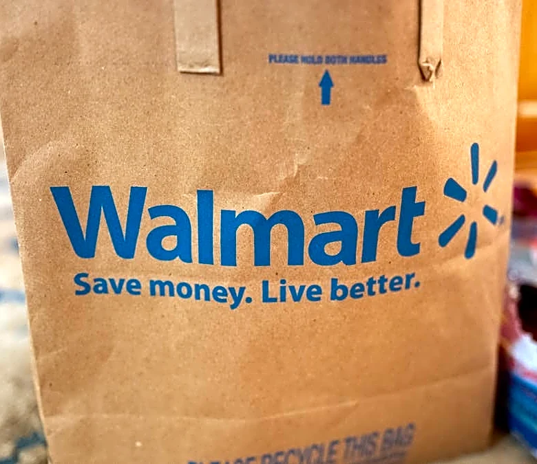 Walmart is selling a set of three cast iron skillets for only $27
