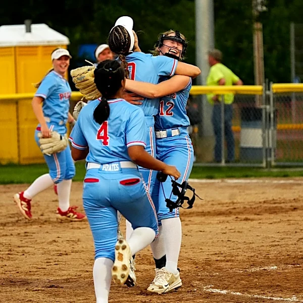 Garaway softball outlasts Crooksville to return to Sweet 16
