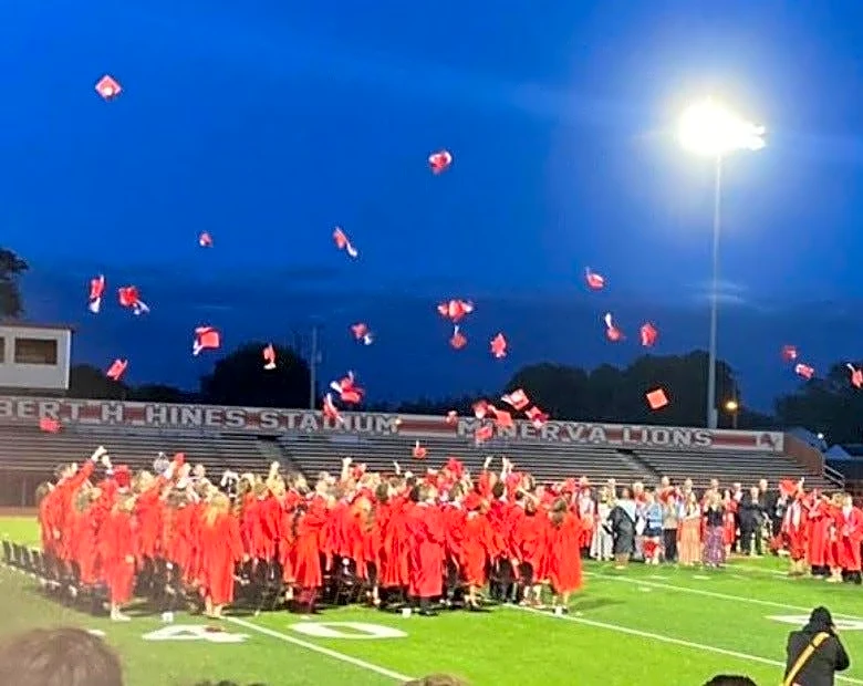 Minerva seniors encouraged to take risks, show gratitude at graduation