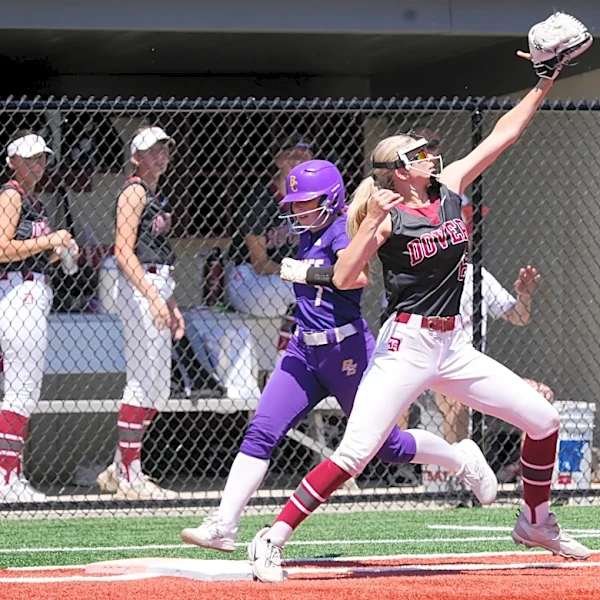 Bloom-Carroll snaps Dover win streak, moves to regional softball final
