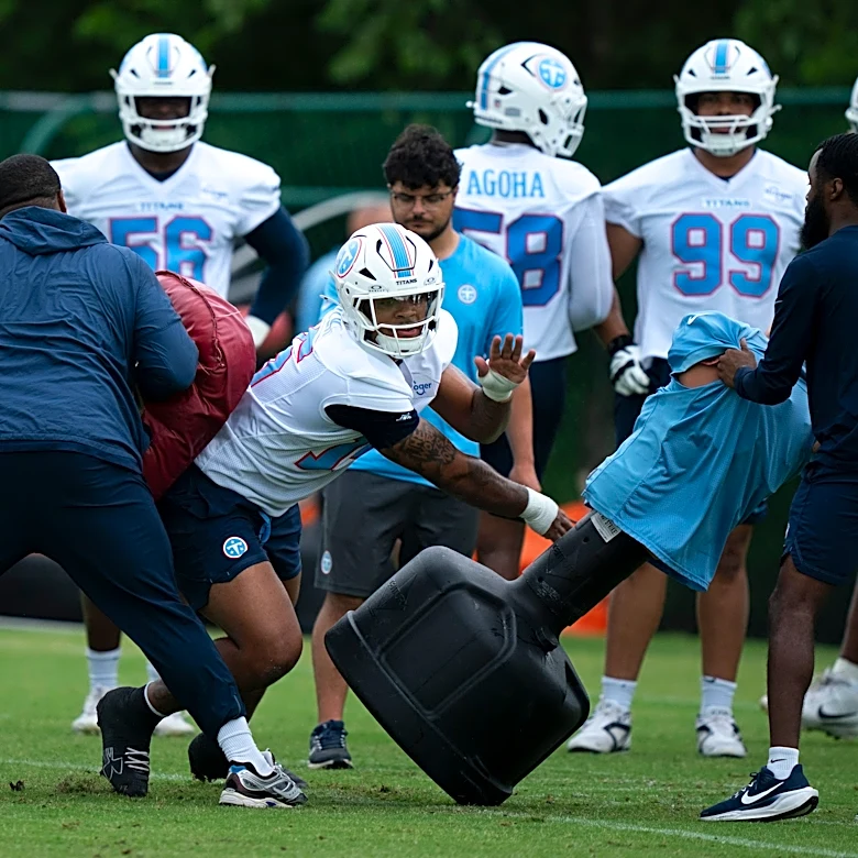 Titans' Keldric Faulk saw a different side of Jeffery Simmons with pads on