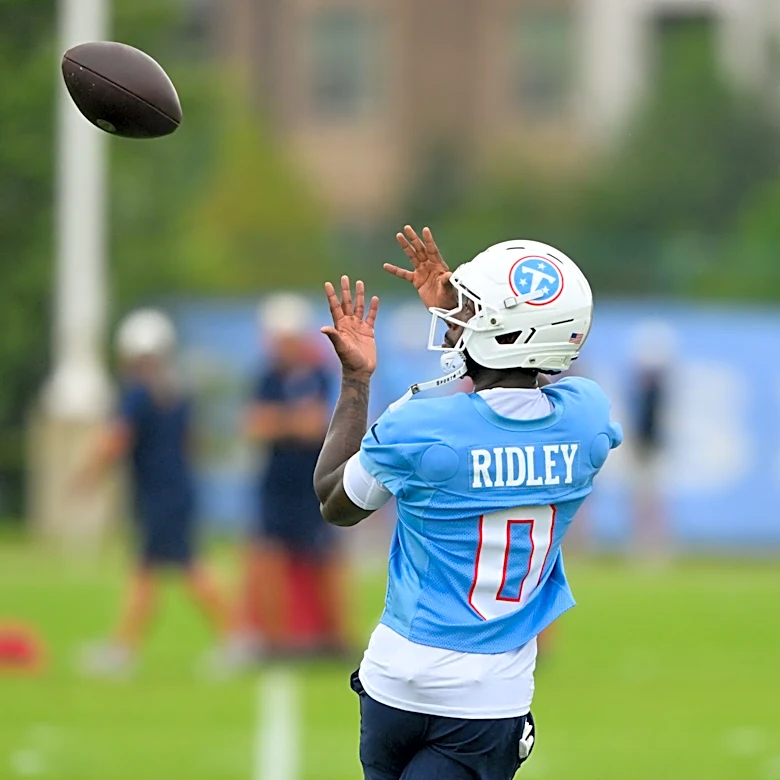 Tennessee Titans' Calvin Ridley has taken Carnell Tate under his wing
