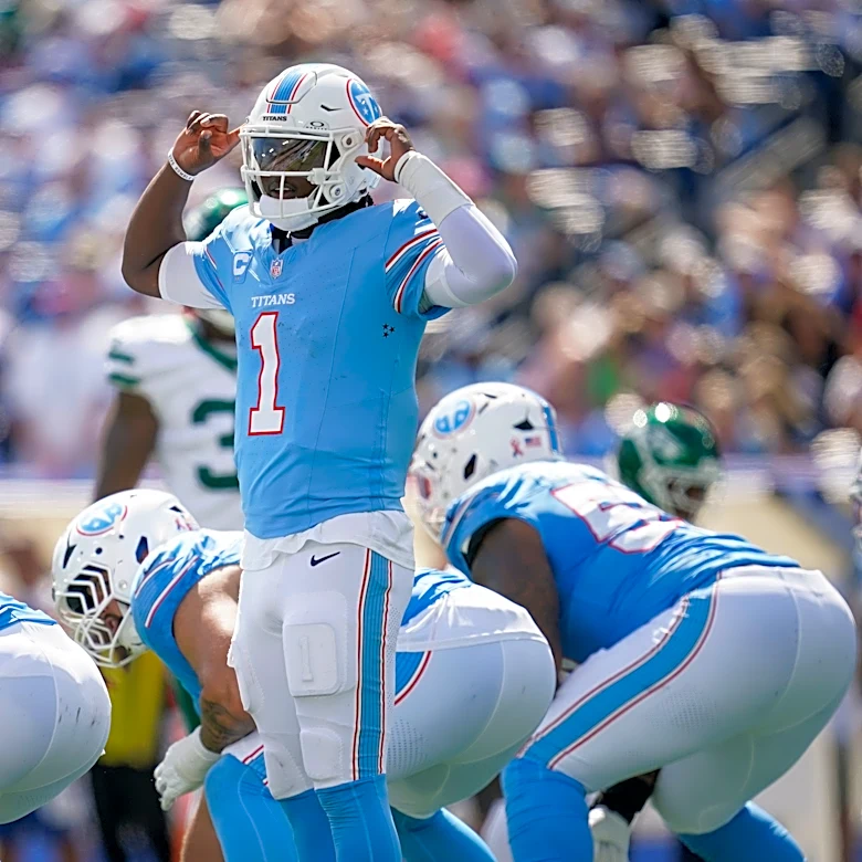 Former NFL Pro Bowl OT says Titans' Cam Ward can be a 'great' quarterback