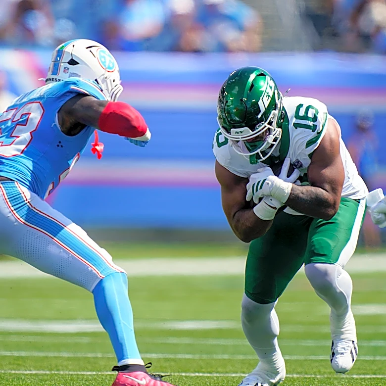 Tennessee Titans' Anthony Hill Jr. sets record in his debut