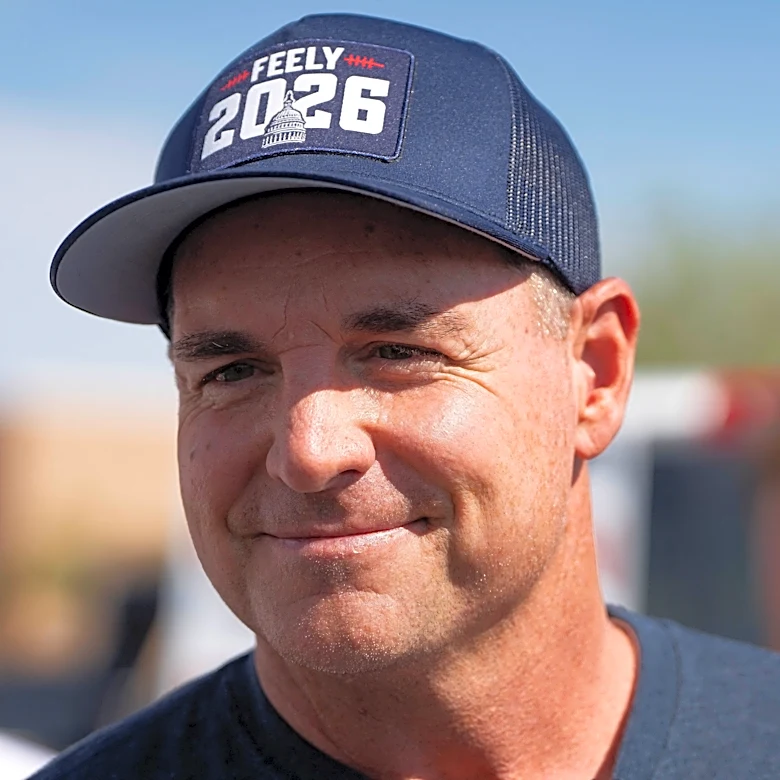 Retired NFL star battles former team doctor for US House seat