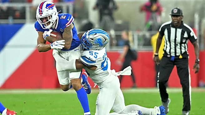 Bills WR DJ Moore out for the rest of TNF with shoulder injury
