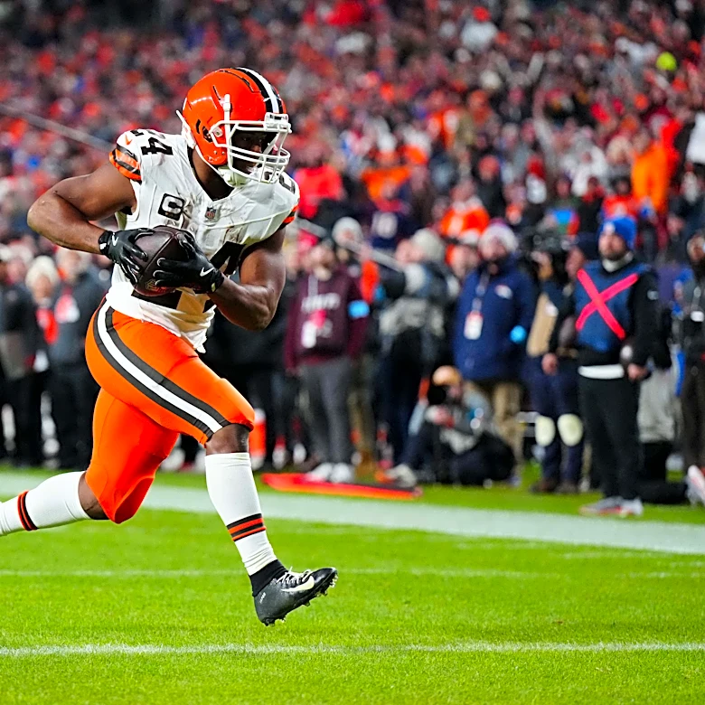 RB Nick Chubb signs one-day contract to retire as a Cleveland Brown