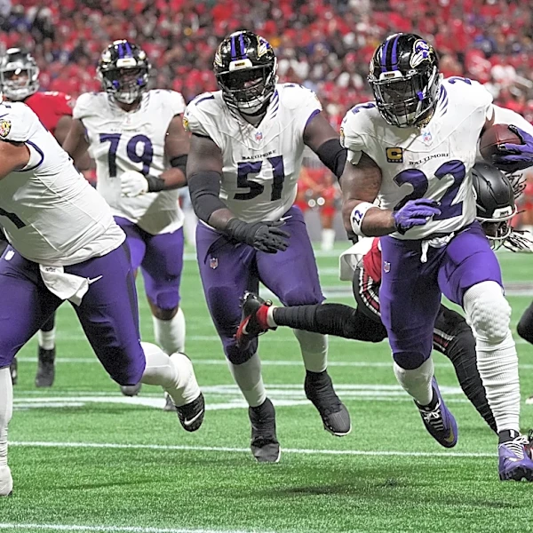 WATCH: Ravens tie game with TD, Henry two-point conversion, game in OT