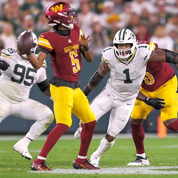 Micah Parsons puts Jayden Daniels on blast for botching end of game