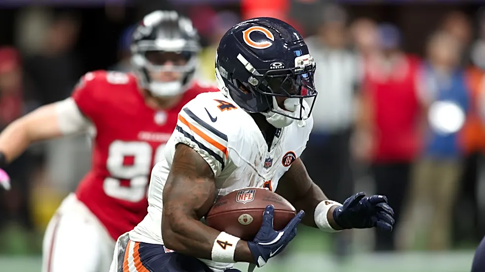 WATCH: D’Andre Swift scores first TD of TNF to give Bears 10-0 lead