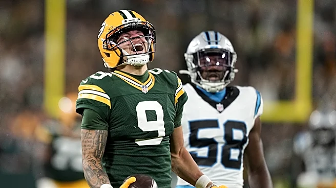 WATCH: Christian Watson returns to the field after going to hospital