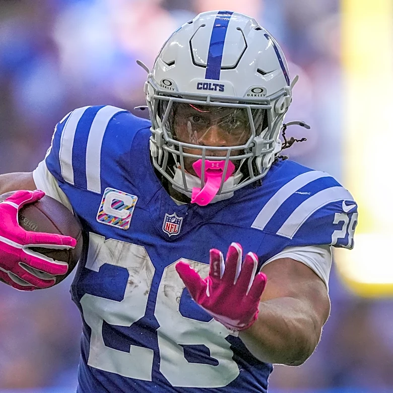 Colts in 'ongoing talks' to trade star RB Jonathan Taylor