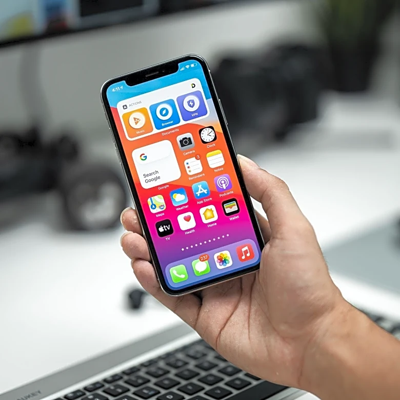 Research Explores the Complex Impact of Screen Time on Health