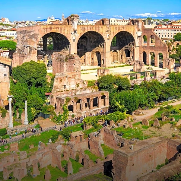 Rick Steves Highlights Tivoli as Rome's Historic Retreat Destination