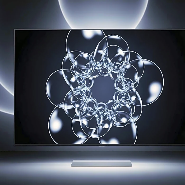 Rhea Seehorn Stars in New Apple TV+ Series 'Pluribus' Created by Vince Gilligan