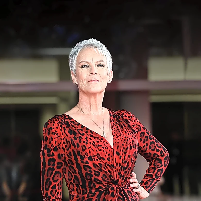 Jamie Lee Curtis Discusses Embracing Aging and Hollywood's Beauty Standards