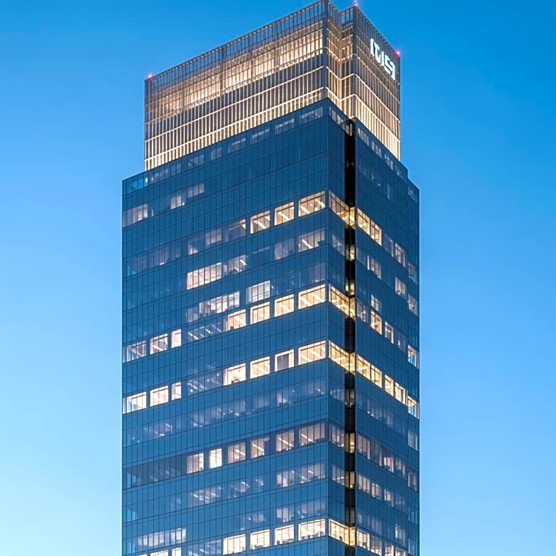 Billionaires’ Row Tower Attracts New Tenants with Office Leases