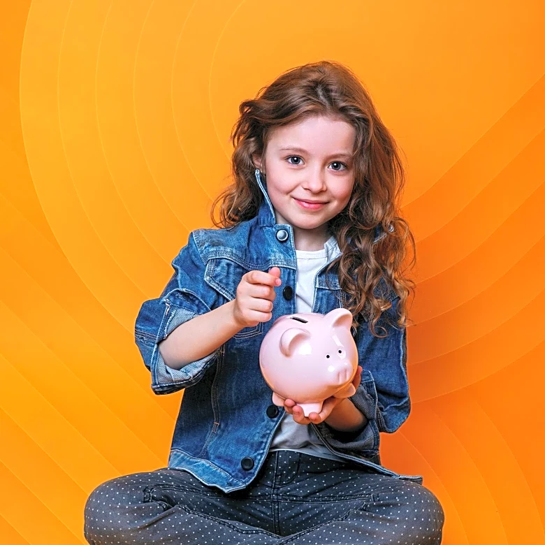 P.Louise Raises £70,000 for Cash for Kids Amid Donation Shortages