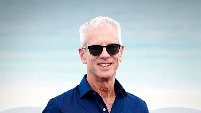 Anderson Cooper Confirms Single Status, Focuses on Fatherhood and Career