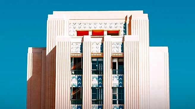 Art Deco Weekend in Miami Begins with Warm Weather, Cooler Conditions Expected