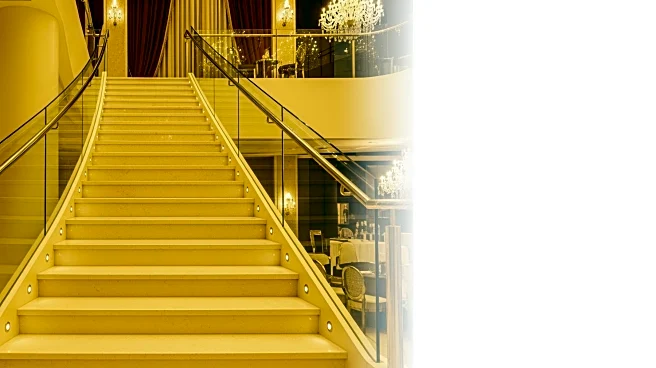Golden Globes Introduces Dramatic Staircase to Elevate Red Carpet Experience