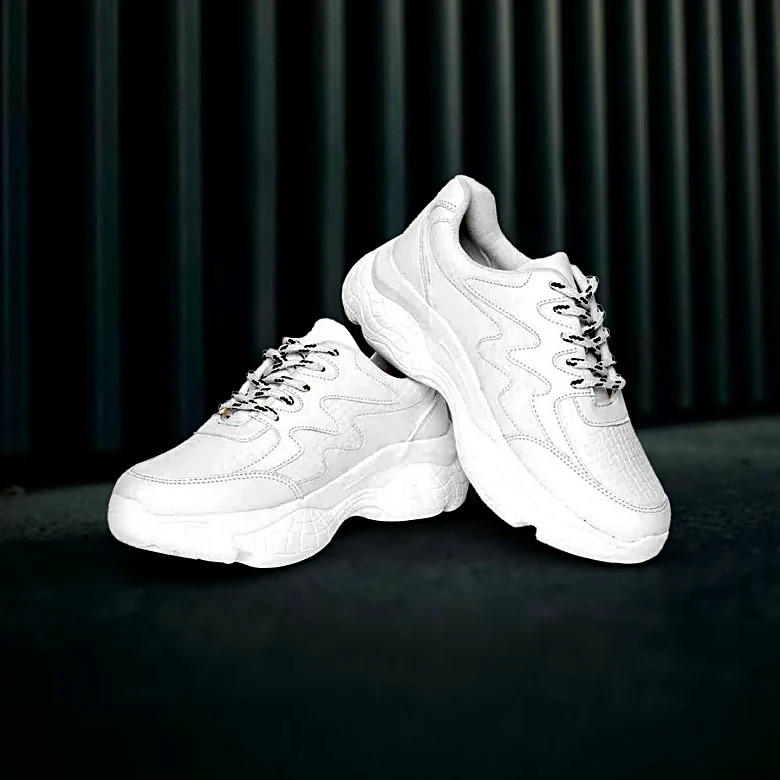 Reebok's DMX Series 3000 Sneaker Sells Out Quickly, More Releases Planned