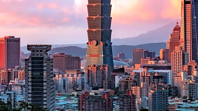 Starlux Airlines Themed 7-Eleven in Taipei Offers Unique Shopping Experience