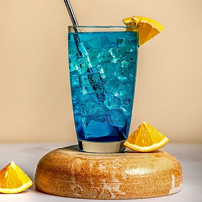 Canned Cocktails Gain Popularity Amidst Changing Drinking Habits in the U.S.