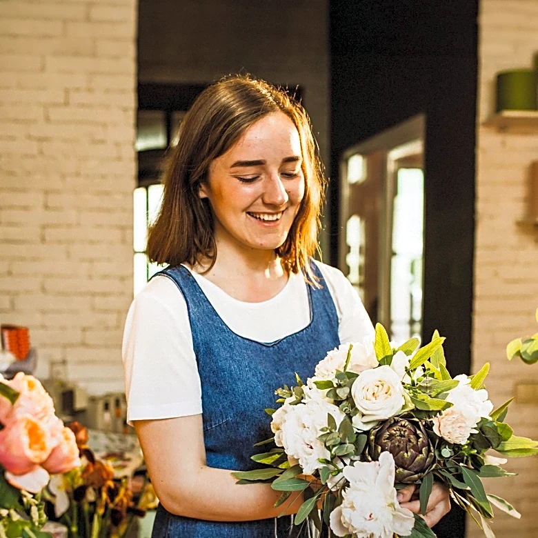 Franklin Florist Advocates for Supporting Local Businesses on Valentine's Day